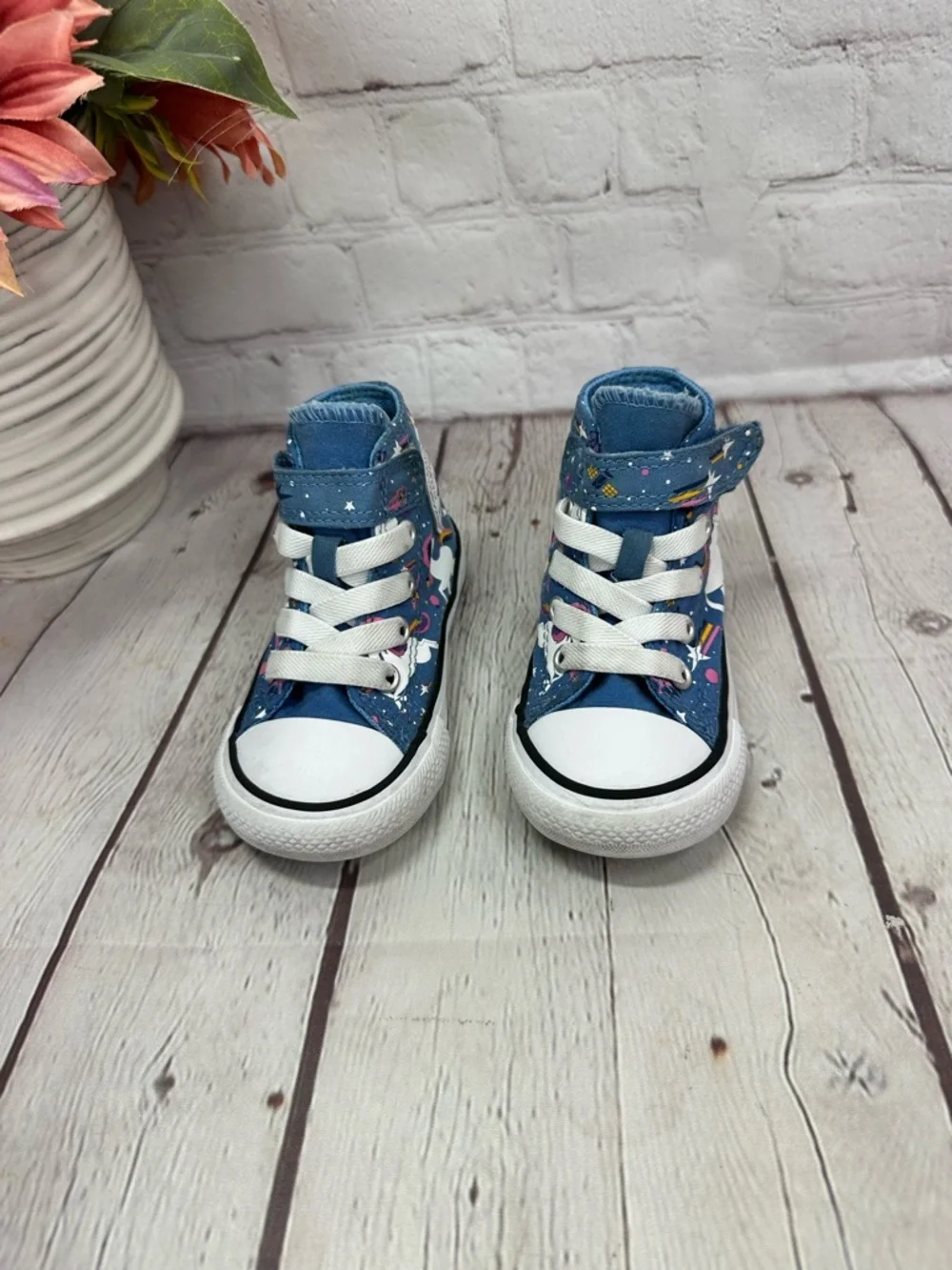Converse good excellent